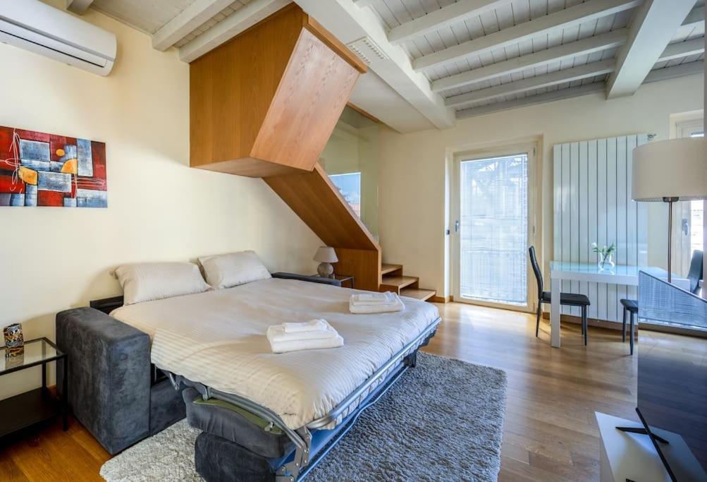 Napoleone'S Nest - Elegant And Central Милано Екстериор снимка